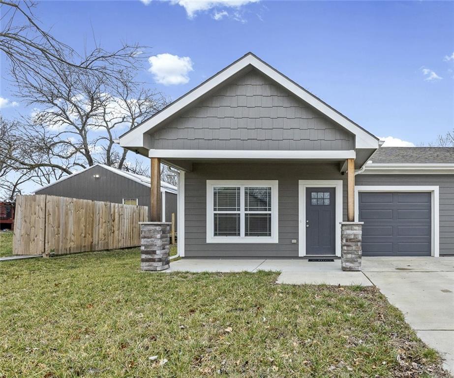 Homes for sale in Ottawa, KS | 929 E Wilson St, Ottawa, KS 66067 | MLS# 2604543