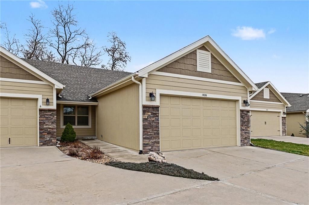 Homes for sale in Smithville, MO | 14838 Ashmont Ln, Smithville, MO 64089 | MLS# 2604870