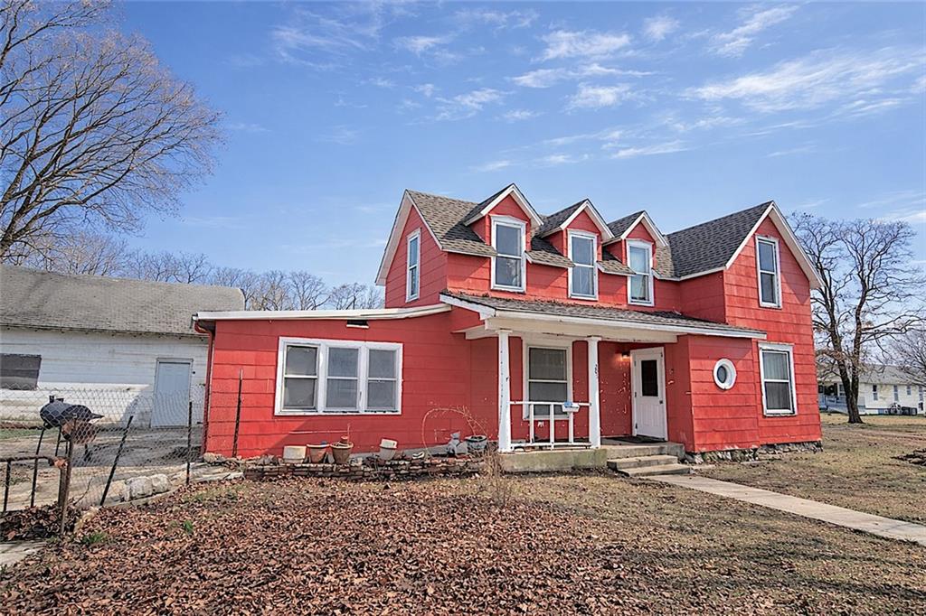 Homes for sale in Garnett, KS | 203 S Elm St, Garnett, KS 66032 | MLS# 2604887