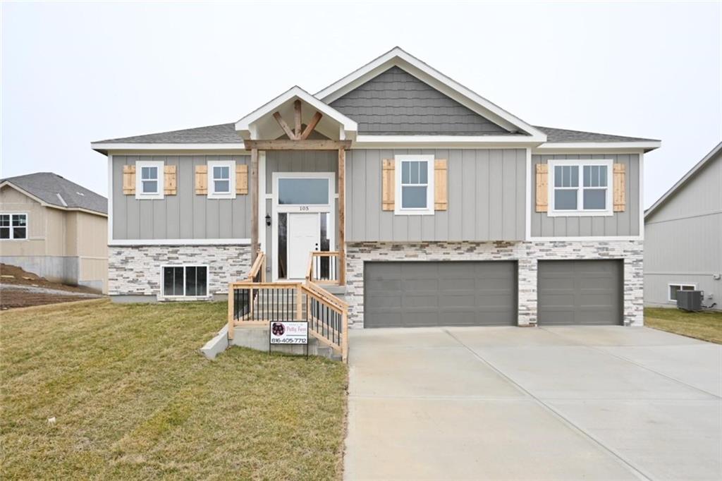 Homes for sale in Dearborn, MO | 108 Johnson Cir, Dearborn, MO 64439 | MLS# 2605085