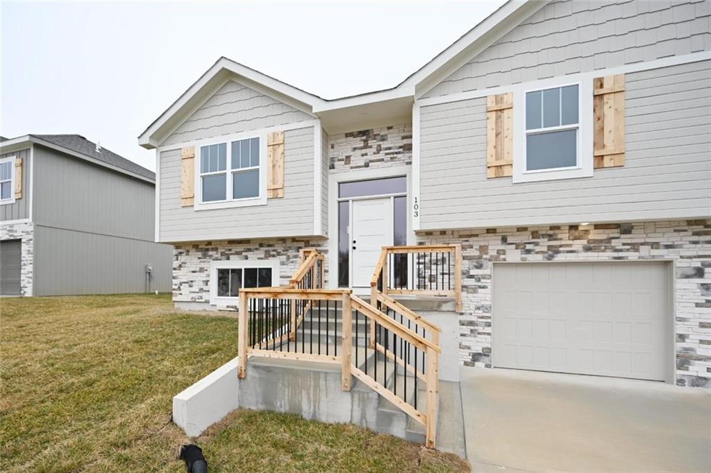 Homes for sale in Dearborn, MO | 109 Johnson Cir, Dearborn, MO 64439 | MLS# 2605086