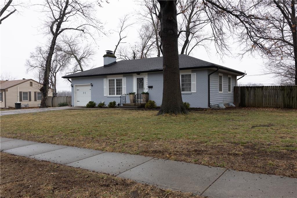 Homes for sale in Overland Park, KS | 7708 W 63 Ter, Overland Park, KS 66202 | MLS# 2605123