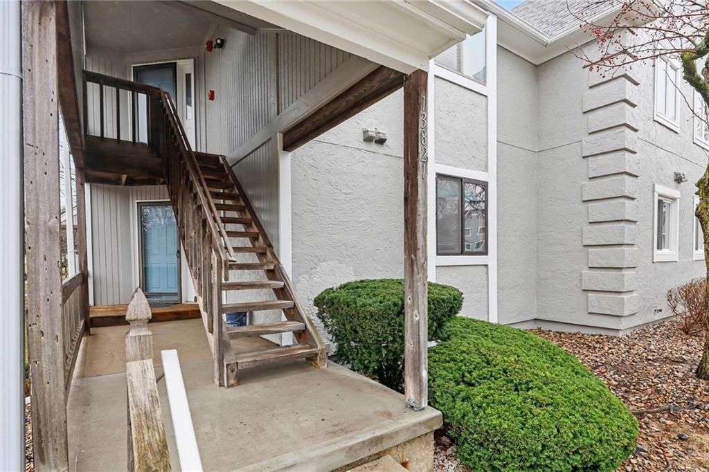 Homes for sale in Shawnee, KS | 13821 W 58Th Ter #1, Shawnee, KS 66216 | MLS# 2605134