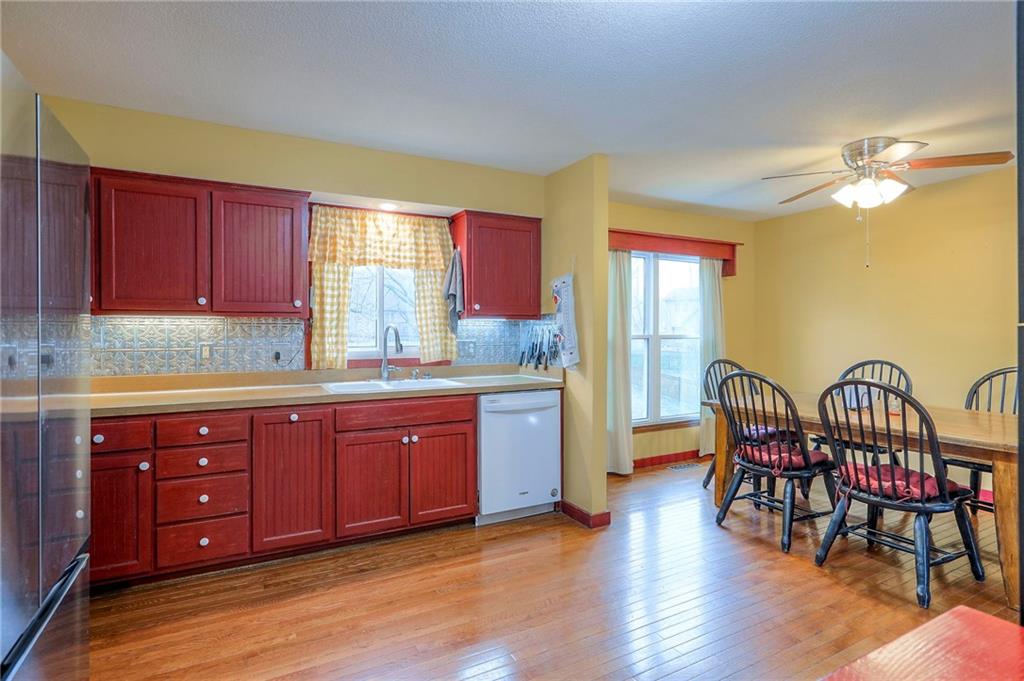 Homes for sale in Olathe, KS | 1121 S Stagecoach Pl, Olathe, KS 66062 | MLS# 2605155