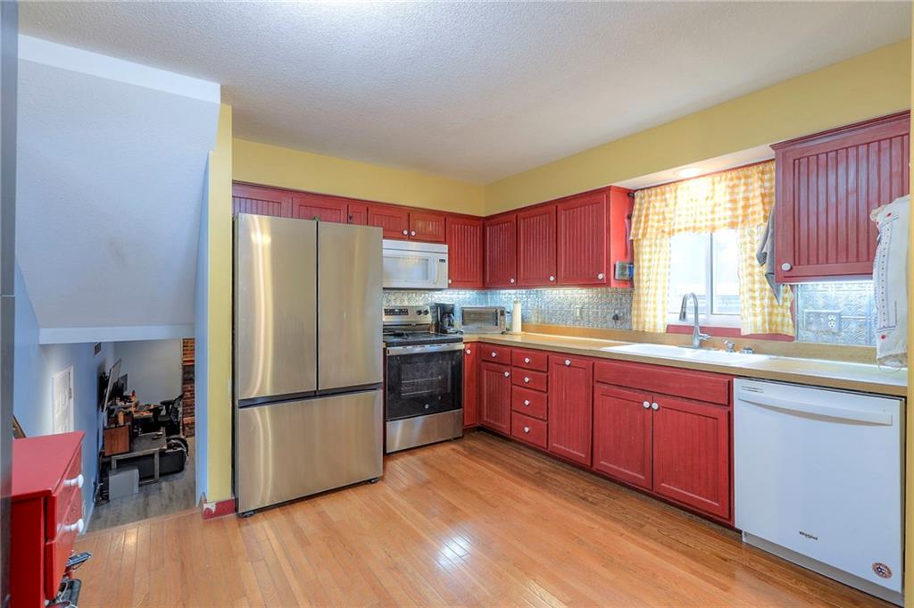 Homes for sale in Olathe, KS | 1121 S Stagecoach Pl, Olathe, KS 66062 | MLS# 2605155