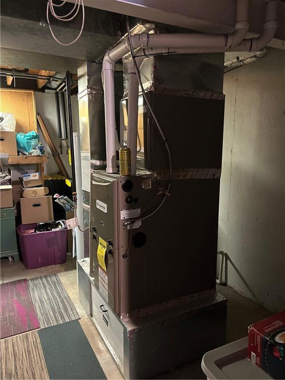 Homes for sale in Overland Park, KS | 6708 Woodward St, Overland Park, KS 66204 | MLS# 2605230