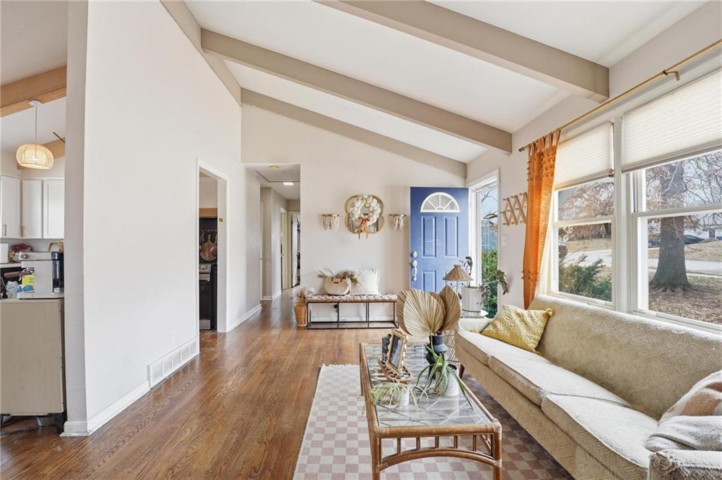 Homes for sale in Gladstone, MO | 6115 N Michigan Ave, Gladstone, MO 64118 | MLS# 2605267