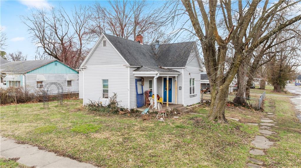 Homes for sale in Sedalia, MO | 603 S New York St, Sedalia, MO 65301 | MLS# 2605276