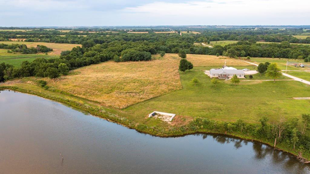 Homes for sale in Kincaid, KS | 33117 Se 800 Rd, Kincaid, KS 66039 | MLS# 2605385