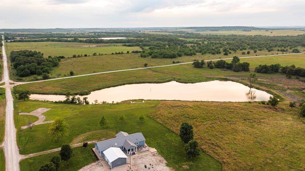 Homes for sale in Kincaid, KS | 33117 Se 800 Rd, Kincaid, KS 66039 | MLS# 2605385