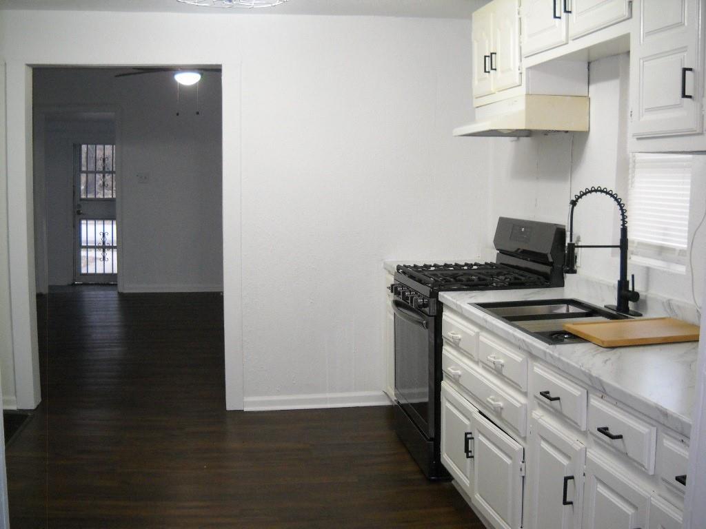 Homes for sale in Independence, MO | 145 E Farmer St, Independence, MO 64050 | MLS# 2605432