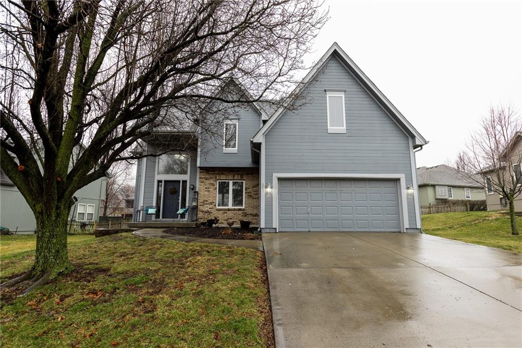 Homes for sale in Kearney, MO | 307 W 11th Ter, Kearney, MO 64060 | MLS# 2605455