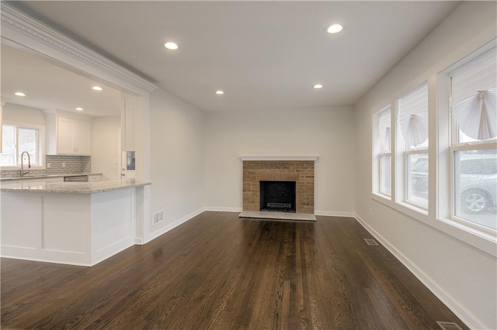 Homes for sale in Kansas City, KS | 7332 Parallel Pkwy, Kansas City, KS 66112 | MLS# 2605478