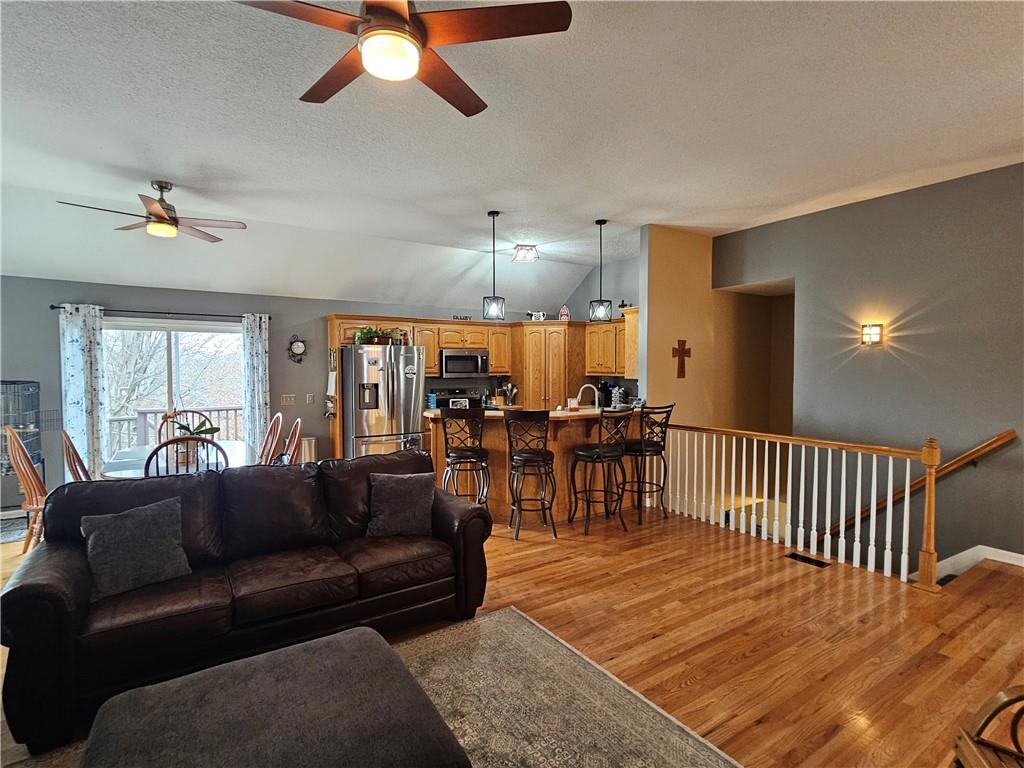 Homes for sale in Smithville, MO | 211 Essex Dr, Smithville, MO 64089 | MLS# 2605505