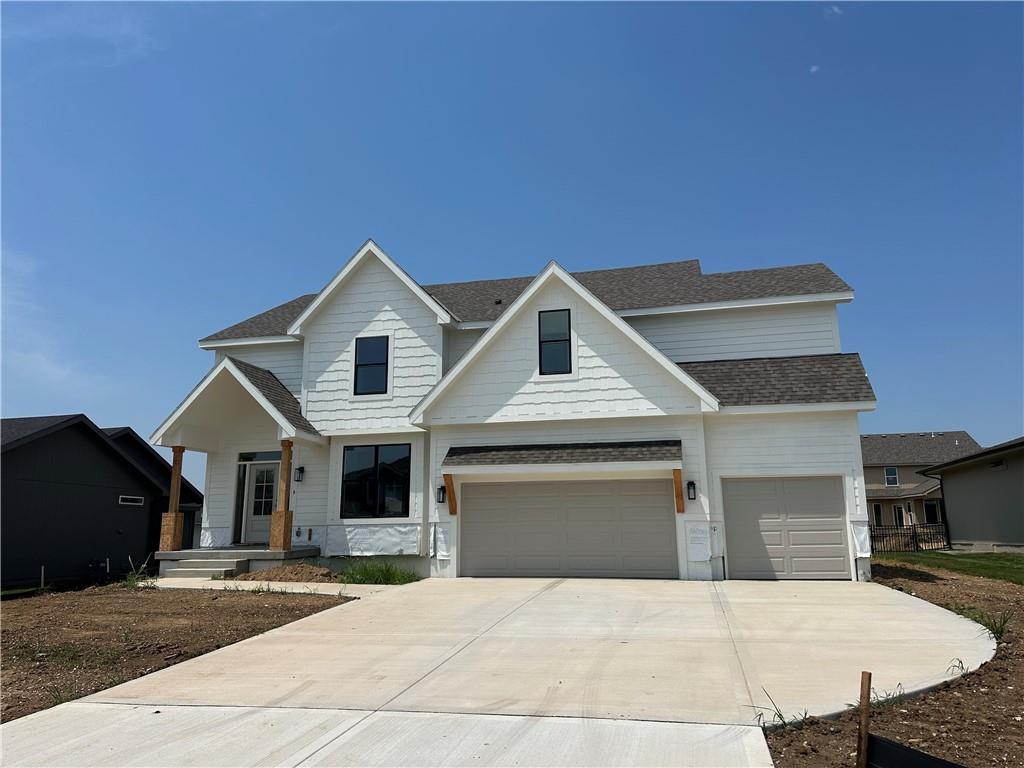 1st image of 2614 Sw Firefly Ln, Lees Summit, MO 64082 | MLS# 2605534
