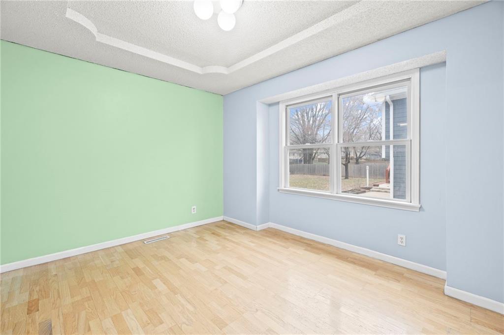 Homes for sale in Olathe, KS | 1818 E 152Nd Ter, Olathe, KS 66062 | MLS# 2605559