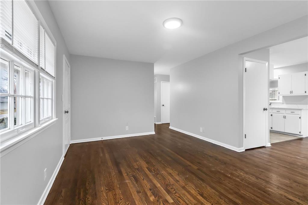 Homes for sale in Liberty, MO | 819 S Main St, Liberty, MO 64068 | MLS# 2605570