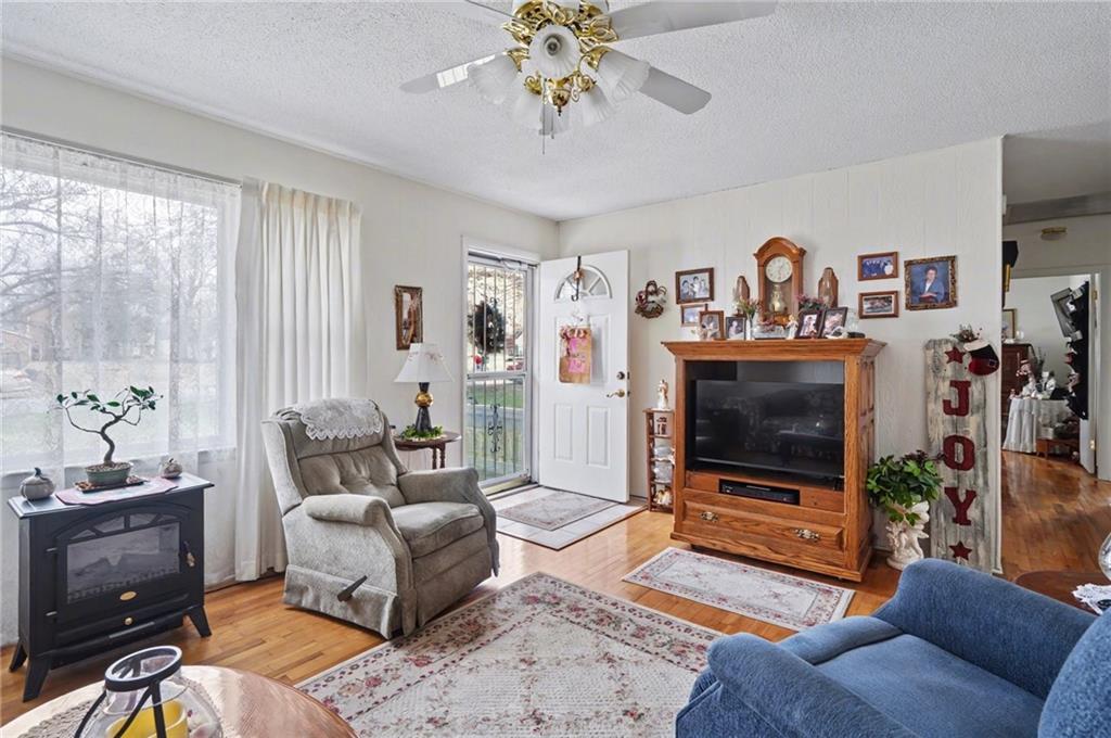 Homes for sale in Wellsville, KS | 110 S Elm St, Wellsville, KS 66092 | MLS# 2605579