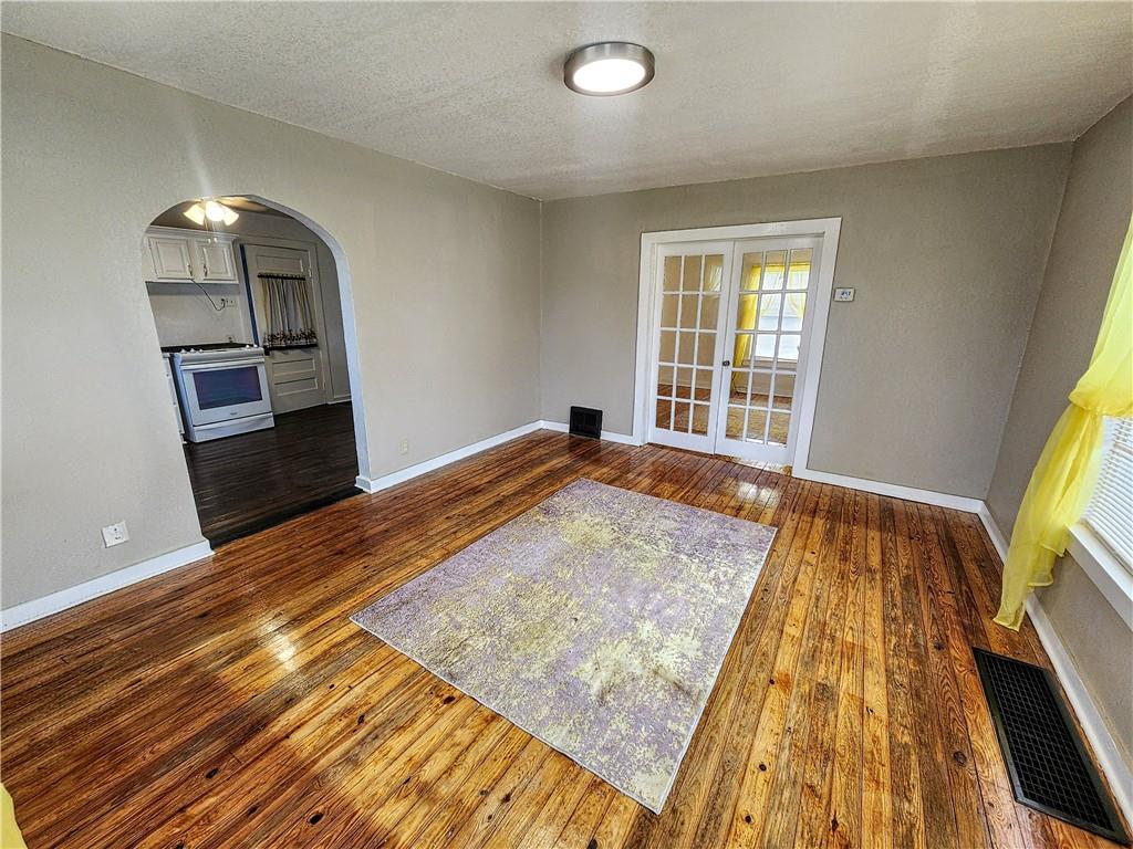 Homes for sale in St Joseph, MO | 1712 Martha St, St Joseph, MO 64504 | MLS# 2605693