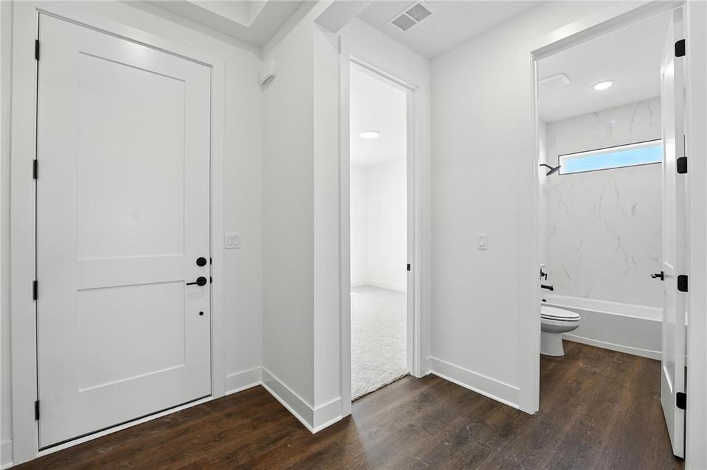 Homes for sale in Basehor, KS | 1389 N 162Nd Ter, Basehor, KS 66007 | MLS# 2605747