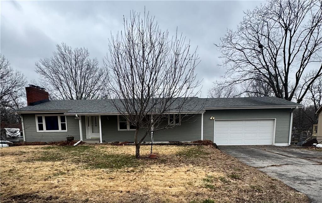 Homes for sale in Smithville, MO | 105 Highland Dr, Smithville, MO 64089 | MLS# 2605761