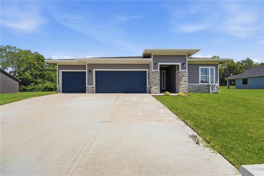 1st image of 1810 Halls Creek Ave, Raymore, MO 64083 | MLS# 2605781