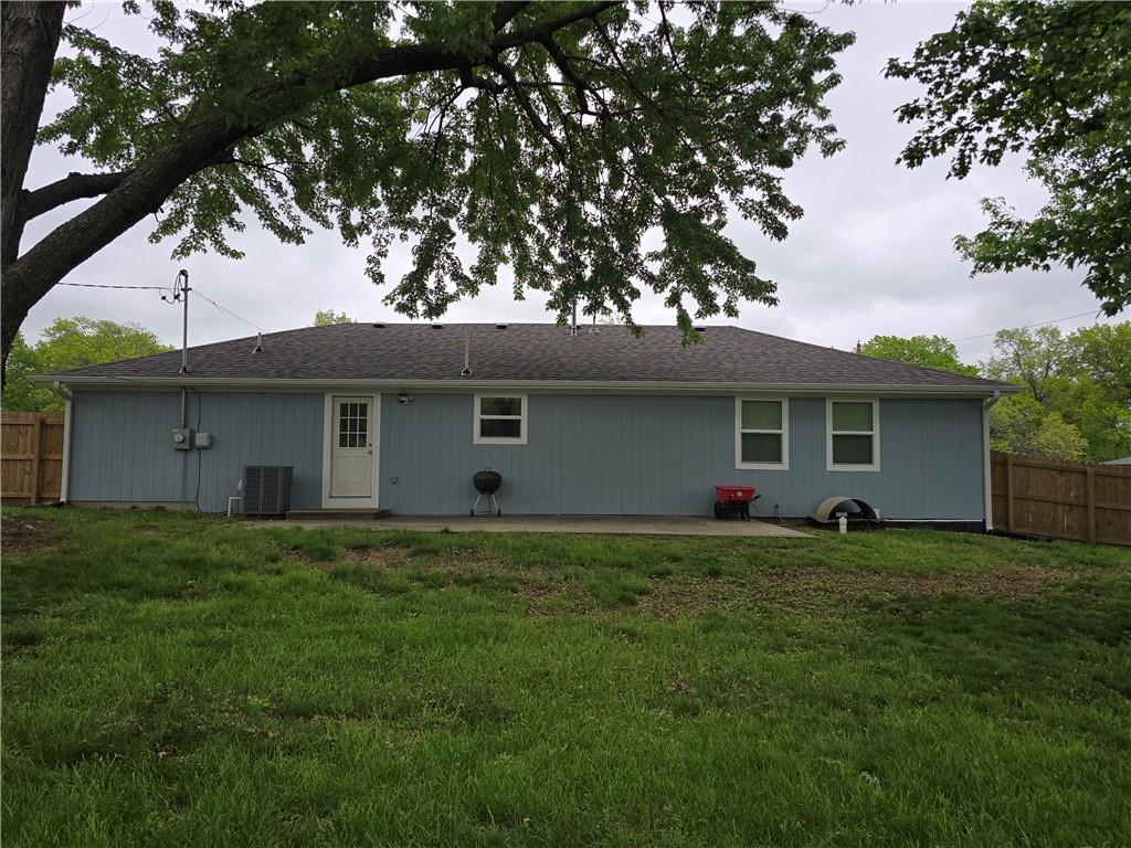Homes for sale in Clinton, MO | 203 Kristine Ave, Clinton, MO 64735 | MLS# 2605793