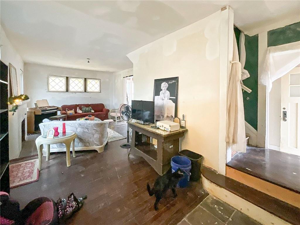 Homes for sale in Sedalia, MO | 519 W Broadway Blvd, Sedalia, MO 65301 | MLS# 2605814