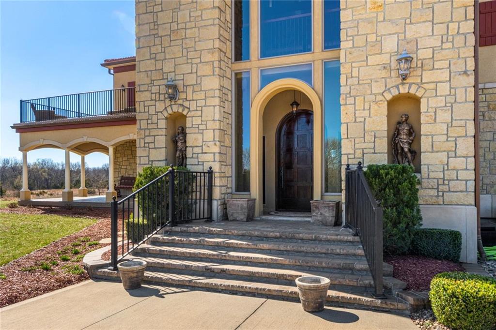 Homes for sale in Edgerton, KS | 2343 N 600Th Rd, Edgerton, KS 66021 | MLS# 2605925