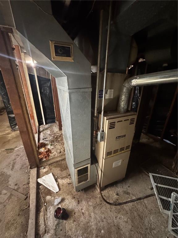 Homes for sale in Independence, MO | 324 W Southside Blvd, Independence, MO 64055 | MLS# 2605973