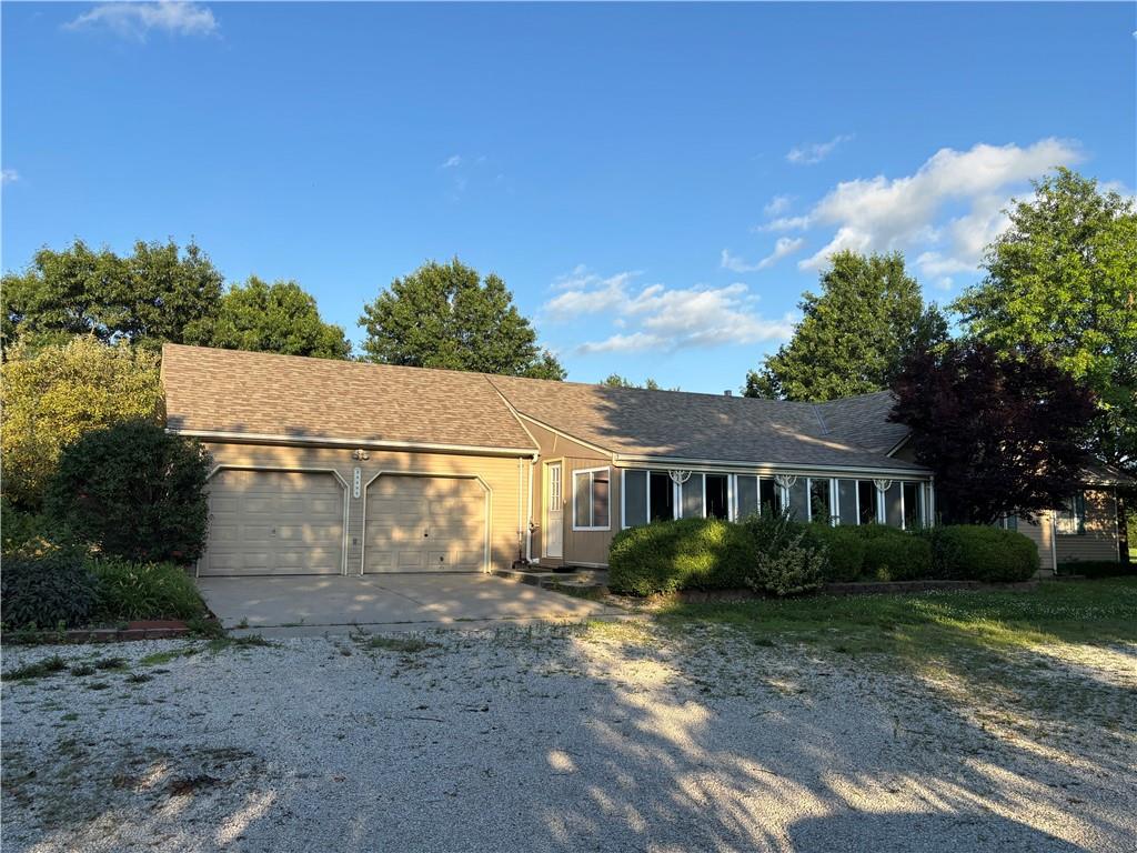 1st image of 25595 Rockville Rd, Louisburg, KS 66053 | MLS# 2606252