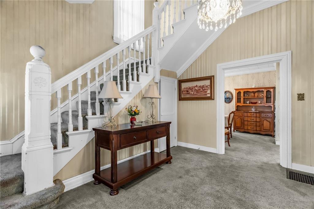 Homes for sale in Kansas City, KS | 275 Orchard St, Kansas City, KS 66101 | MLS# 2606289