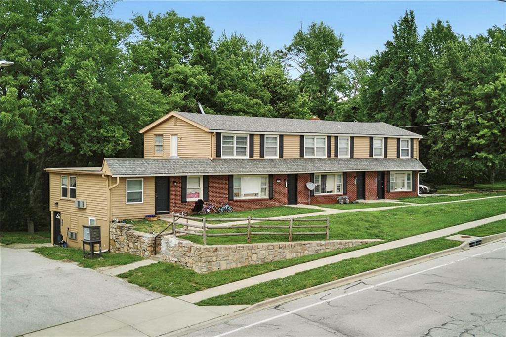 Homes for sale in Shawnee, KS | 12712 W 51St St, Shawnee, KS 66216 | MLS# 2606552