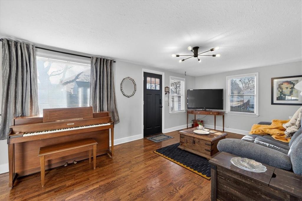 Homes for sale in Bonner Springs, KS | 310 S Bluegrass Dr, Bonner Springs, KS 66012 | MLS# 2606832