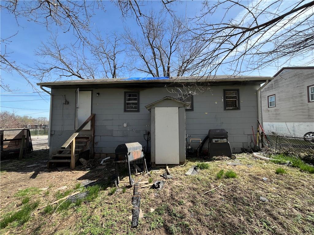 Homes for sale in Kansas City, MO | 3224 Lister Ave, Kansas City, MO 64128 | MLS# 2607101