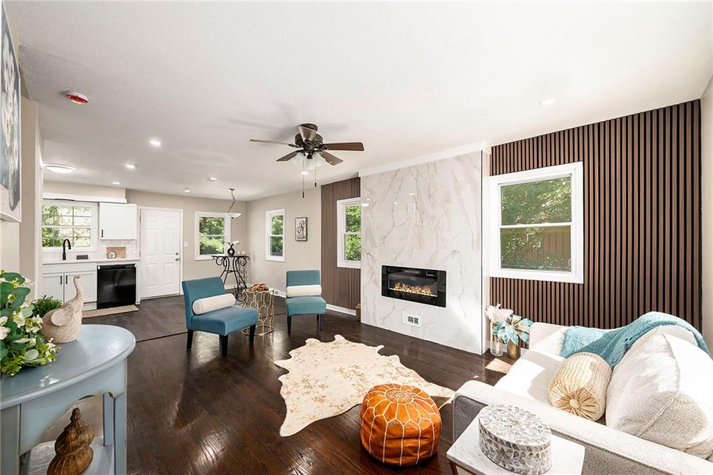 Homes for sale in Olathe, KS | 722 S Central St, Olathe, KS 66061 | MLS# 2607205