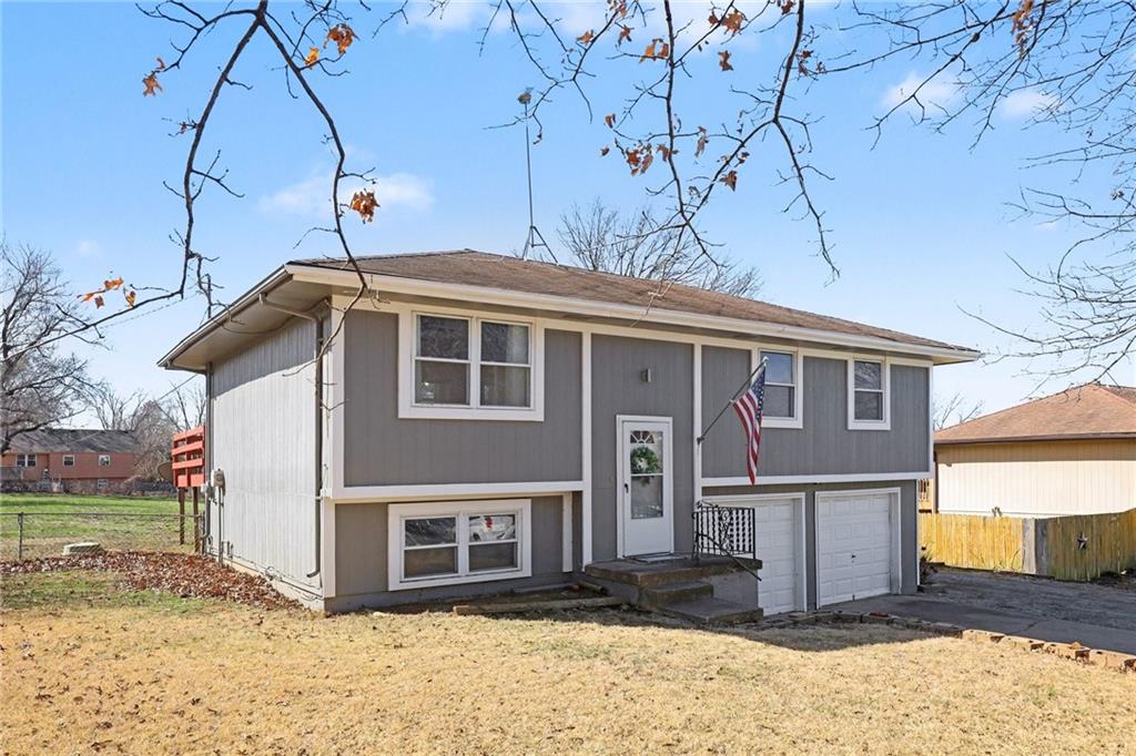 Homes for sale in Olathe, KS | 21395 W 181St St, Olathe, KS 66062 | MLS# 2607247