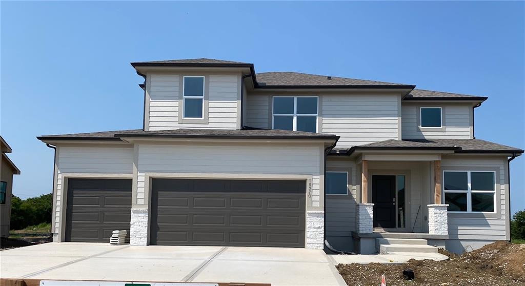 1st image of 18970 W 193rd Ter, Spring Hill, KS 66083 | MLS# 2607331