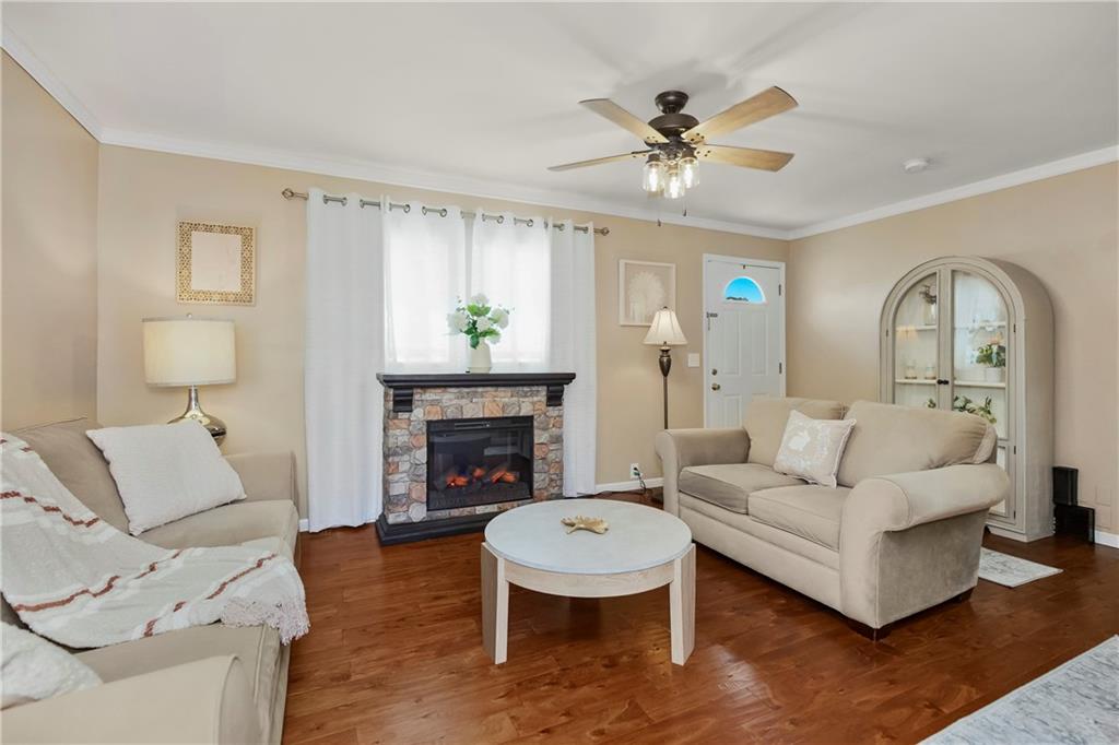 Homes for sale in Lansing, KS | 215 E Mary St, Lansing, KS 66043 | MLS# 2607376