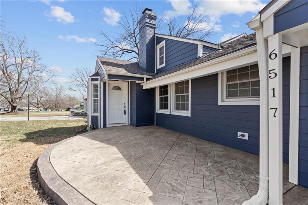 Homes for sale in Overland Park, KS | 6517 W 77Th Ter, Overland Park, KS 66204 | MLS# 2607412