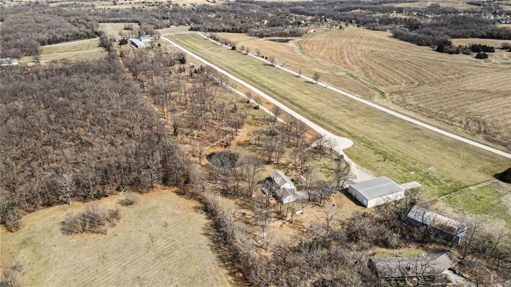 Homes for sale in Basehor, KS | Lot 2 & 2A Hollingsworth Rd, Basehor, KS 66007 | MLS# 2607502