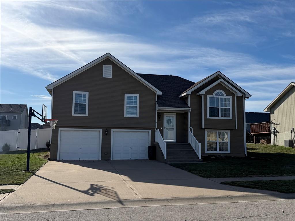 Homes for sale in Cameron, MO | 1003 Rosewood Dr, Cameron, MO 64429 | MLS# 2607574