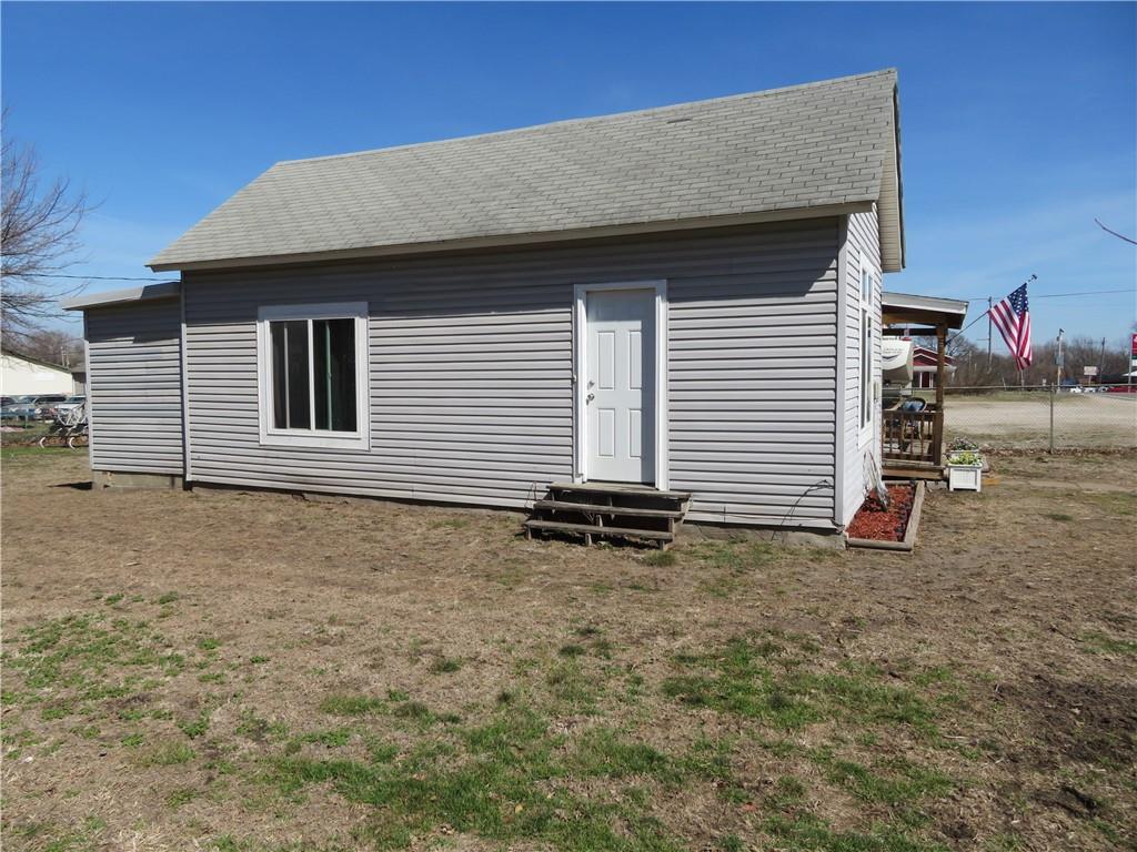 Homes for sale in Mc Louth, KS | 108 W Lake St, Mc Louth, KS 66054 | MLS# 2607687