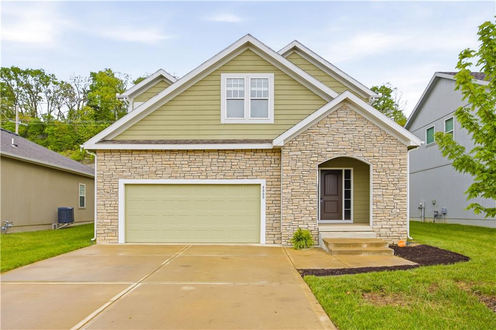 Homes for sale in Parkville, MO | 6809 Prairie Ln, Parkville, MO 64152 | MLS# 2608075