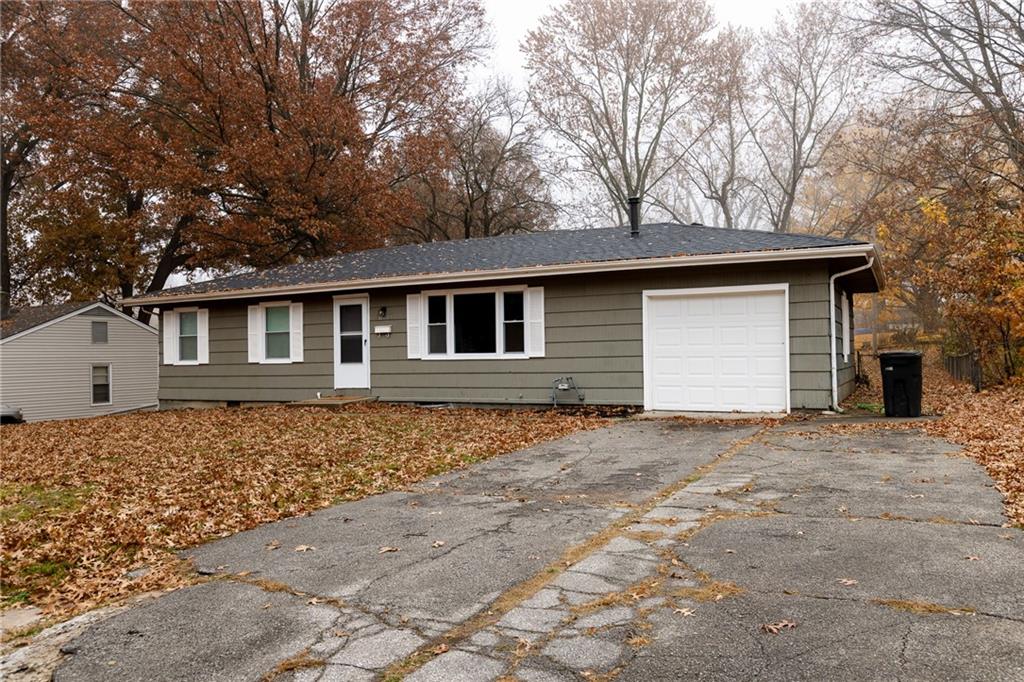 Homes for sale in Raytown, MO | 10803 E 60 Ter, Raytown, MO 64133 | MLS# 2608295