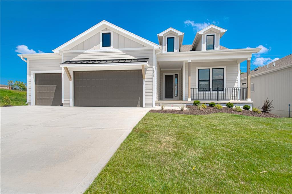 Homes for sale in Riverside, MO | 4855 Nw Martin St, Riverside, MO 64150 | MLS# 2609170