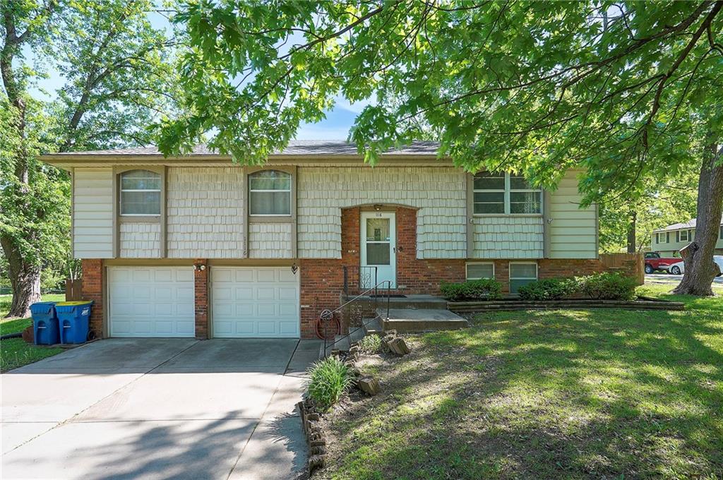 Homes for sale in Liberty, MO | 1116 Owen Dr, Liberty, MO 64068 | MLS# 2609280