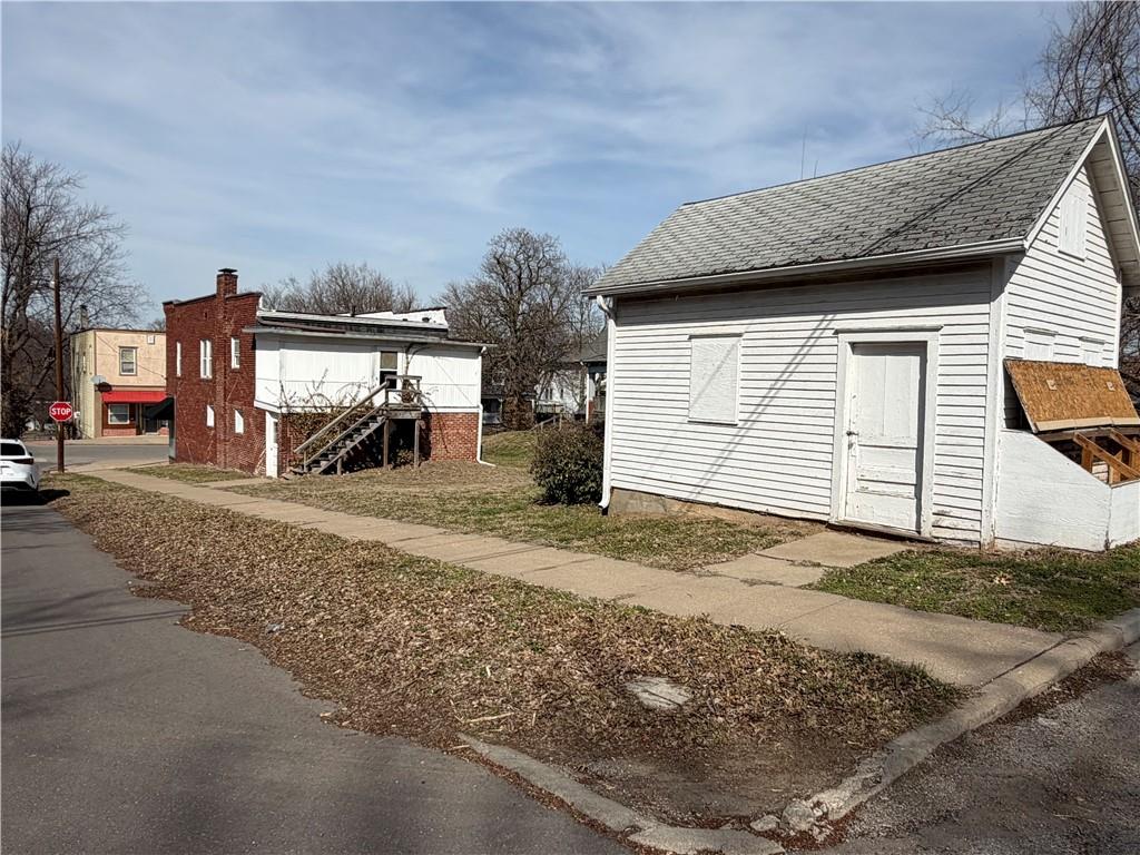 11th image of 3002 Lafayette St, Saint Joseph, MO 64507 | MLS# 2609376