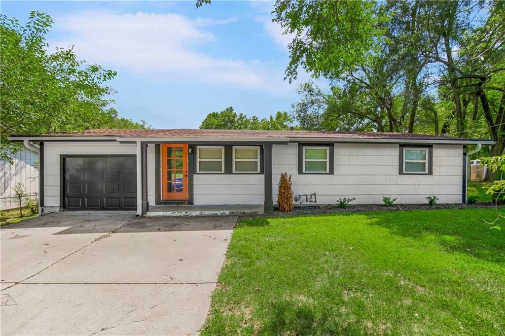 Photo 1 of Single family home for sale at 9201 E 79th Street, Raytown, MO 64138 | MLS# 2610176 | Listing updated on 2026-09-04