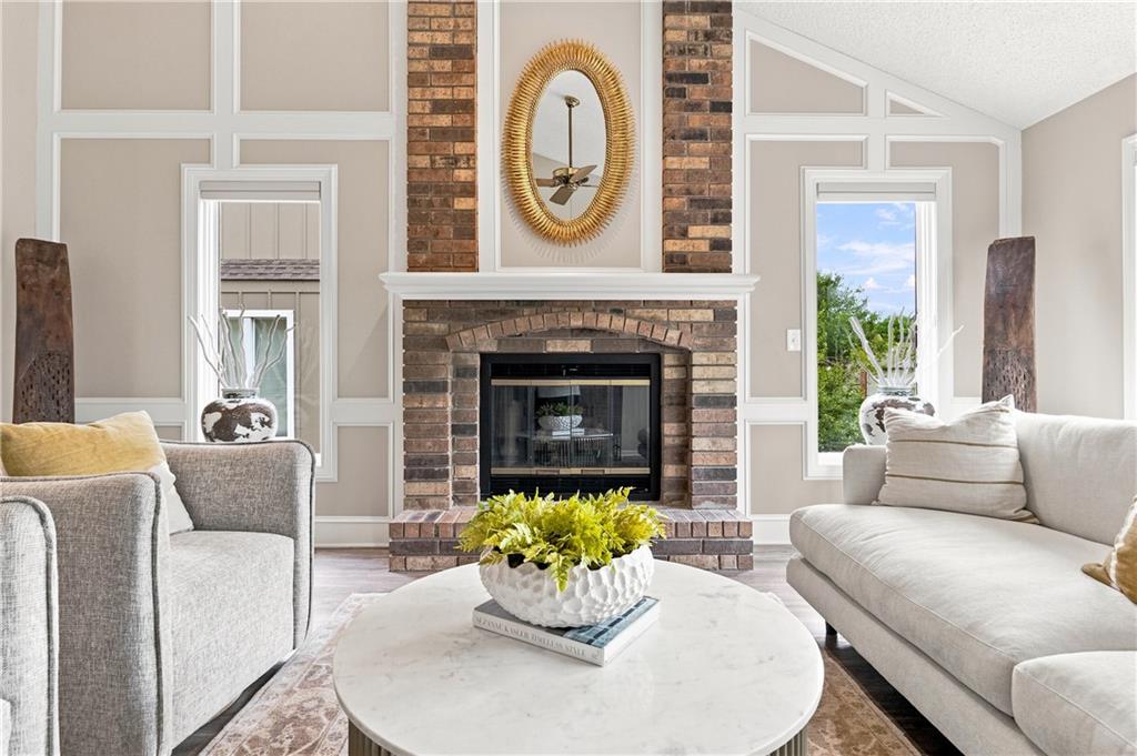 5th image of 12025 Hemlock St, Overland Park, KS 66213 | MLS# 2610429